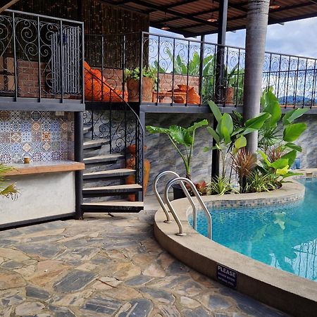 Xpai Hotel Luaran gambar