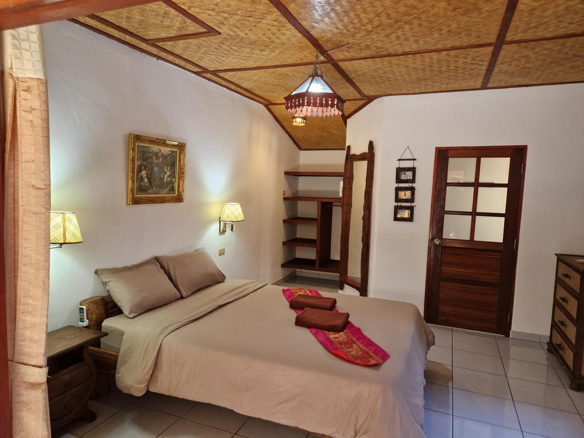 Xpai Hotel Luaran gambar